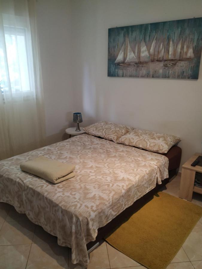 Studio Apartman Violeta II - 50M From The Beach Trogir Exterior foto